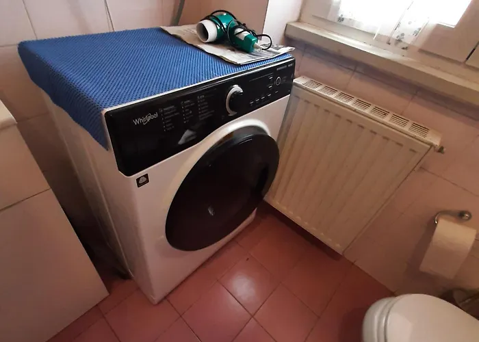 - Metro C Appartement *