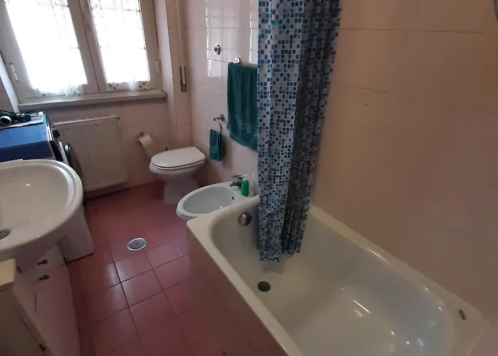 - Metro C Appartement *